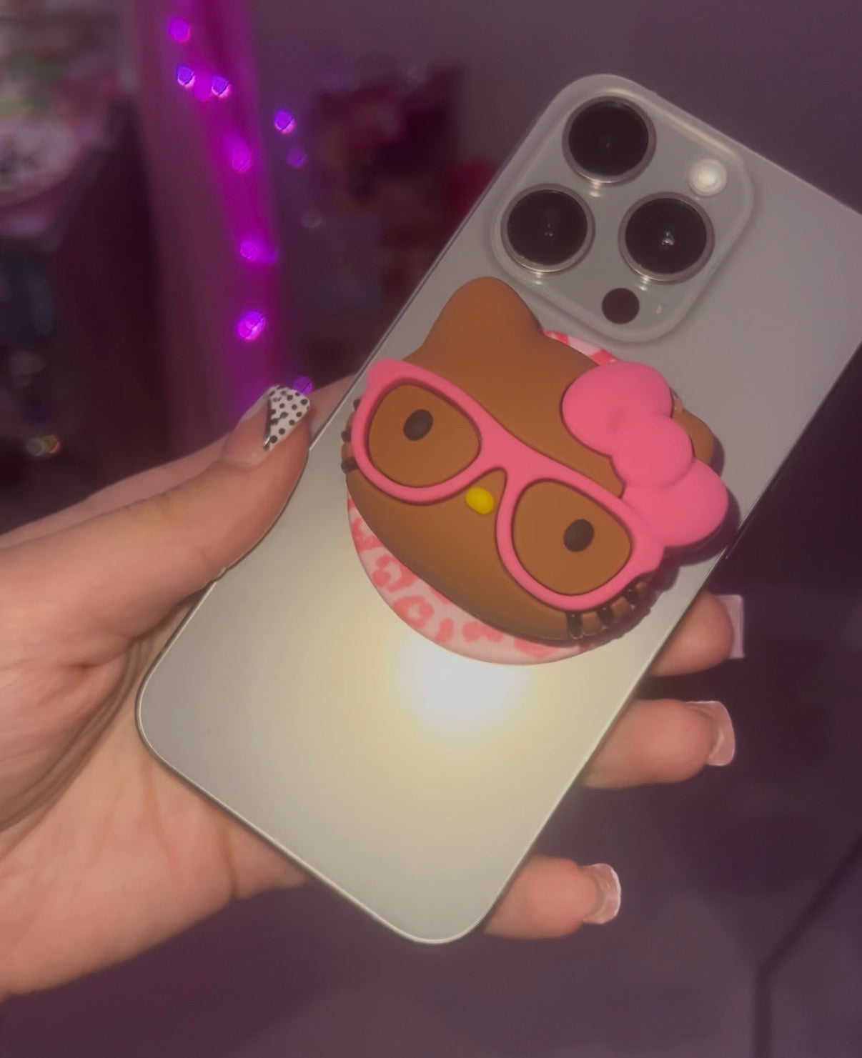 HK magsafe pop socket